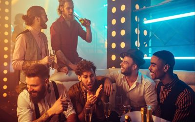 Guys Night Out Chicago With Drinks, Music, and Energy