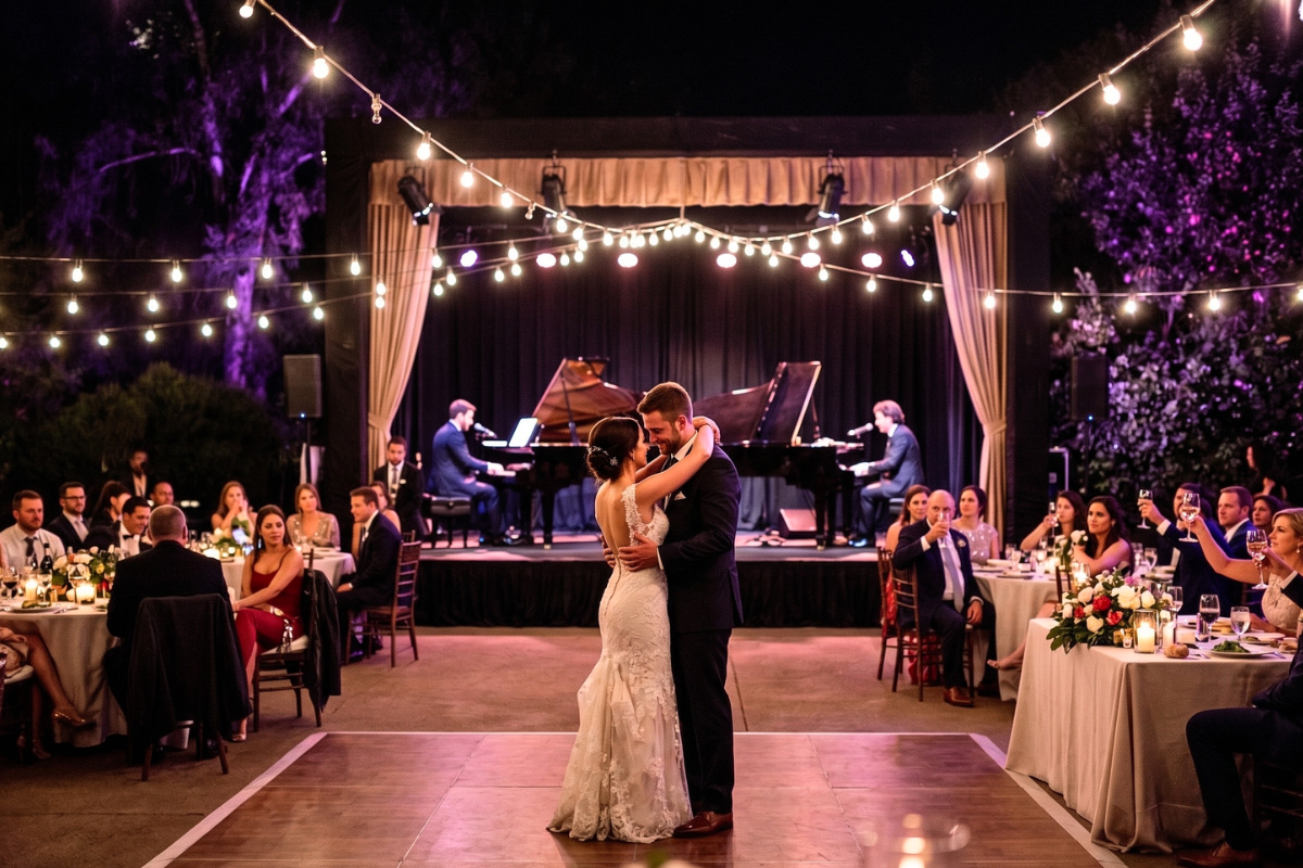 Dueling Pianos Wedding Guide: Unique Reception Entertainment Ideas Dueling Pianos Wedding